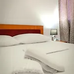 Valentina 1