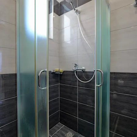 Διαμέρισμα Valentina 1 *