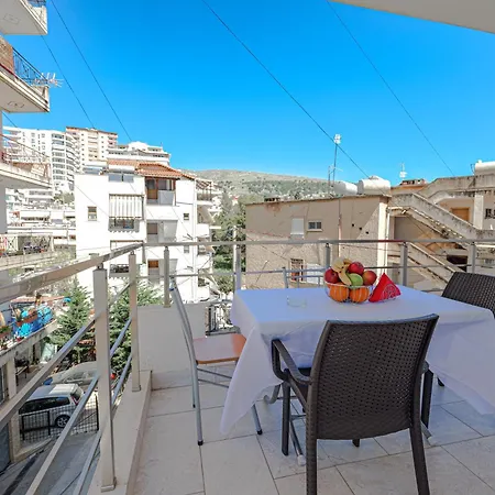 Apartment Valentina 1 *